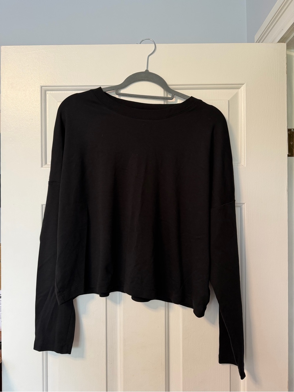 Gap Black and White Women's Long-Sleeve Oversized Cropped Shirts